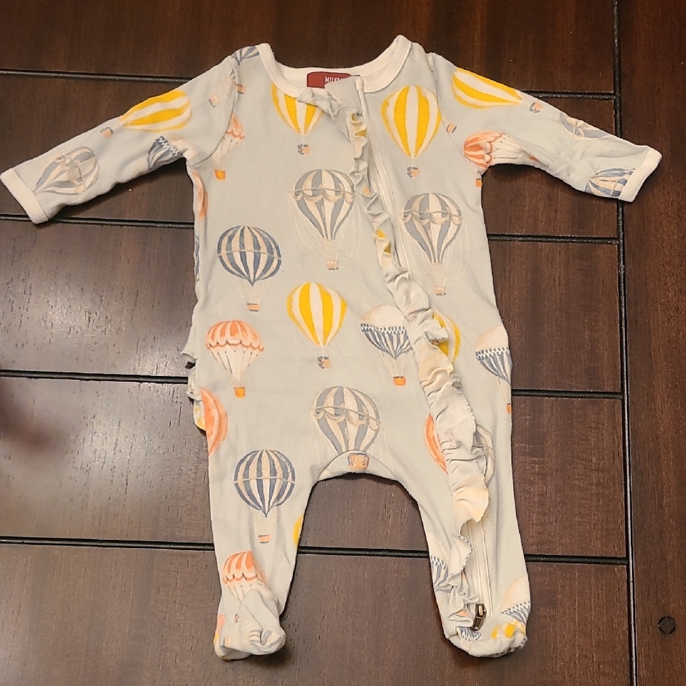 Milkbarn Hot Air Baloon Sleeper